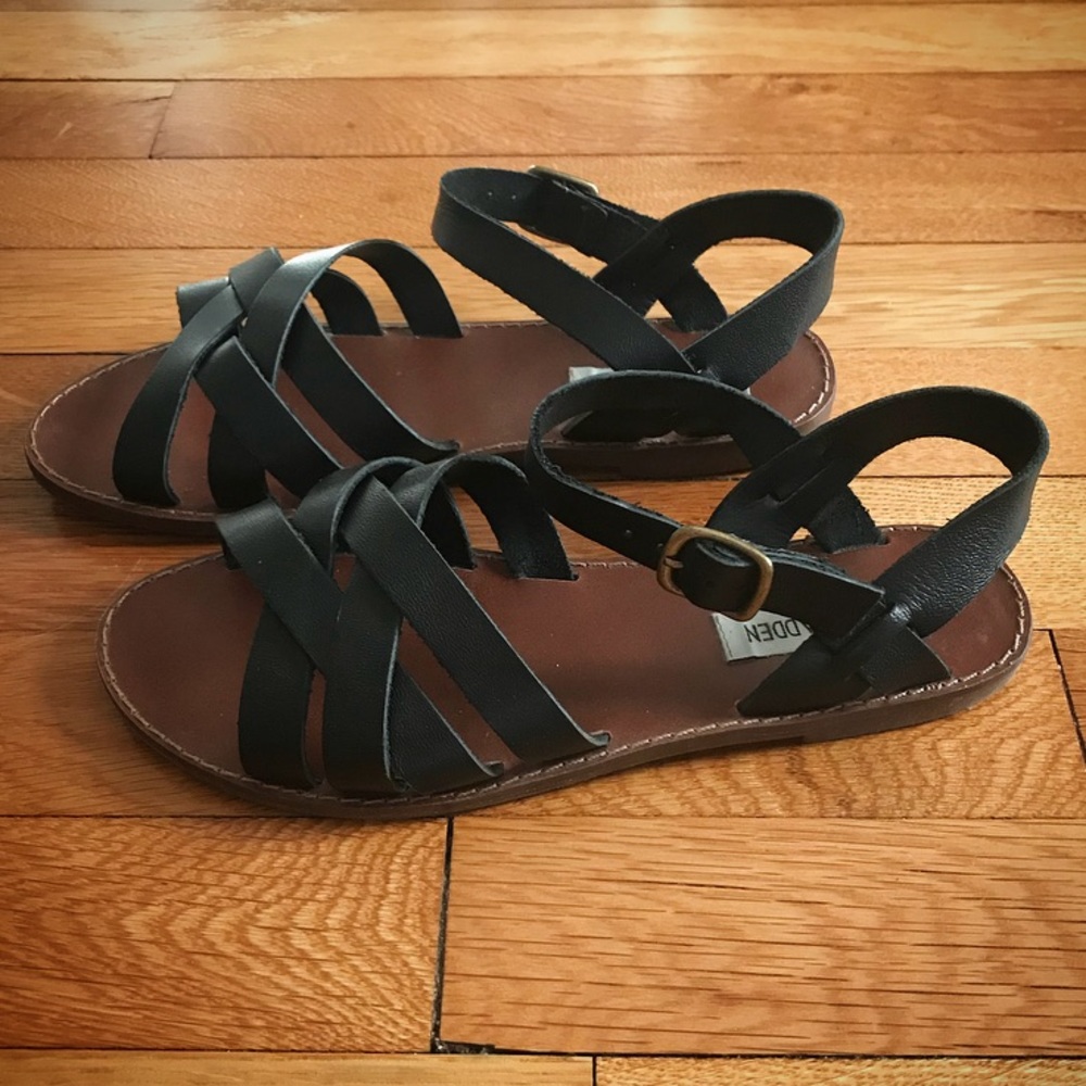 Steve Madden Black Sandals